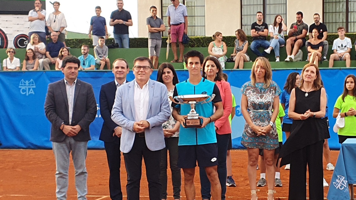 Bernabé Zapata se adjudica su primer Trofeo de Tenis 'Ciudad de Albacete’