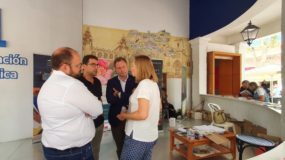 Punto de Información Turística en la Feria de Albacete / Ayto. Albacete