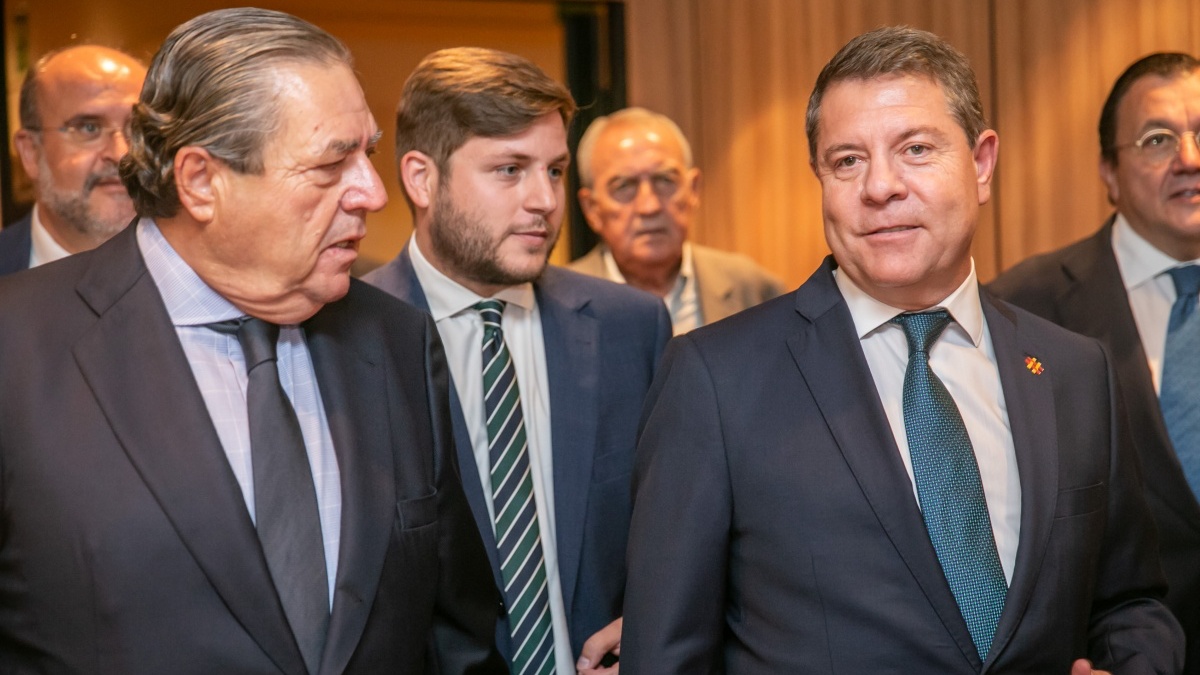 El presidente de Castilla-La Mancha, Emiliano García-Page, ha participado en el foro de la Asociación Valenciana de Empresarios / Fotos: D. Esteban González // JCCM