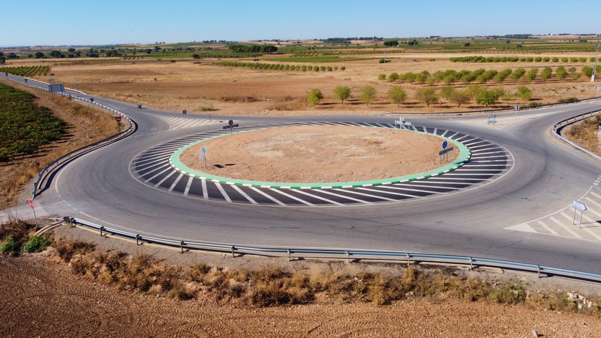 La junta mejora la seguridad vial en madrigueras y la roda con más de 100. 000 euros de inversión