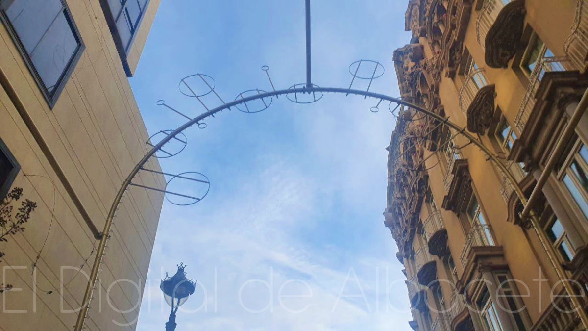 Iluminación especial de Navidad para la calle Ancha de Albacete