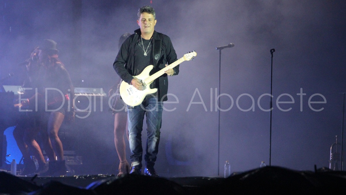 Alejandro Sanz en un concierto en Albacete