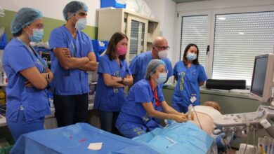 Profesionales sanitarios de Albacete - Foto: SESCAM