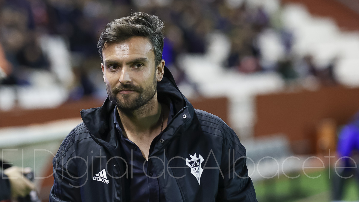 Rubén Albés. entrenador del Albacete