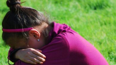 Niña llorando - Foto de archivo - Pixabay