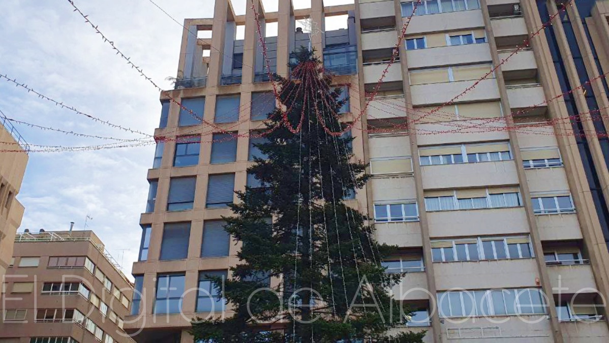 Iluminación navideña del Altozano de Albacete