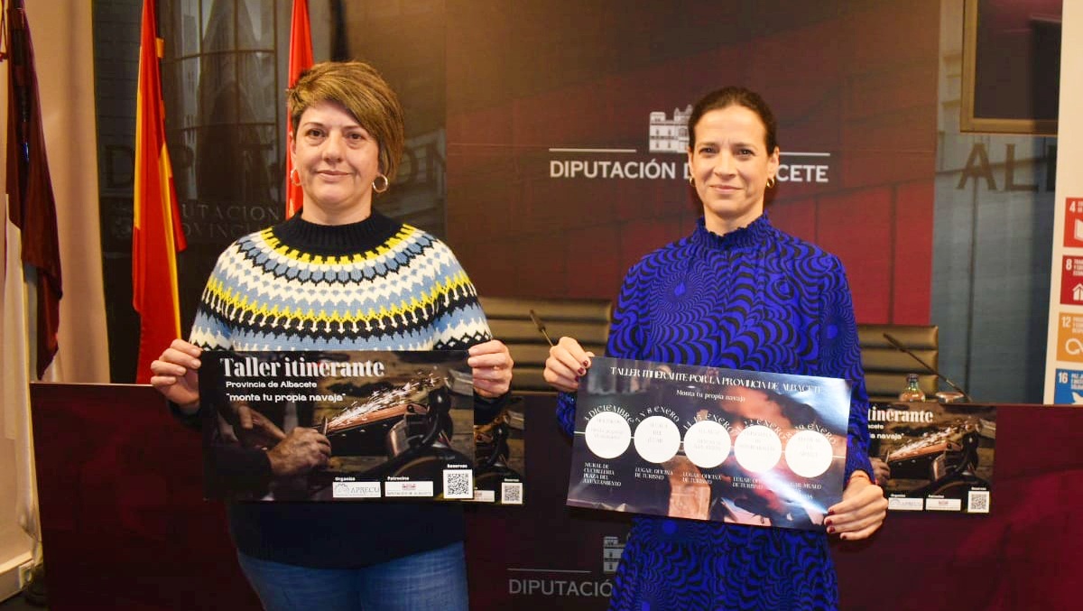 La diputada de Turismo, Raquel Ruiz, y la presidenta de APRECU, Pilar Jiménez durante la presentación en Albacete // Foto: Diputación