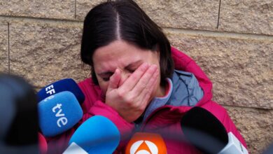 Lucía Muñoz, prima hermana del padre de las niñas asesinadas presuntamente por su madre en Quintanar del Rey / FOTO: EFE - José Olmo