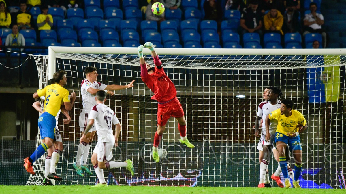 Bernabé defendió con solvencia la portería del Albacete