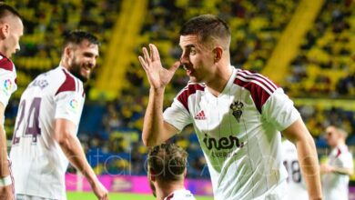 Manu Fuster celebra el 0-1 del Albacete en Las Palmas