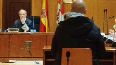 El acusado de violar a su entonces compañera sentimental y de juegos de rol, durante su declaración en la Audiencia de Valladolid - Foto: Europa Press