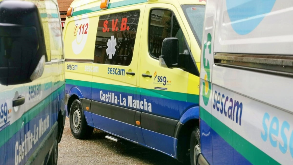 Ambulancia en Albacete - Foto de archivo - Iris Molina