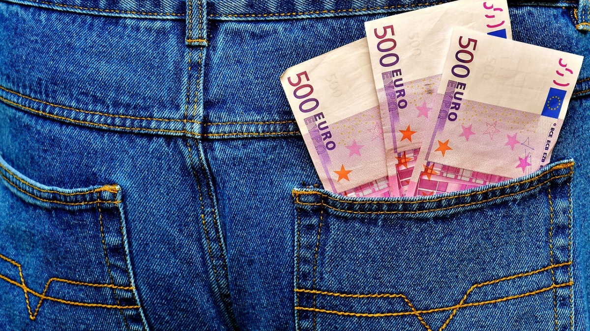 Dinero - Pixabay - Premio en Albacete