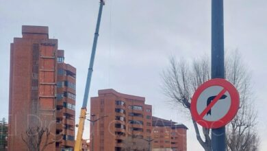 Edificio dañado en la Avenida de la Estación