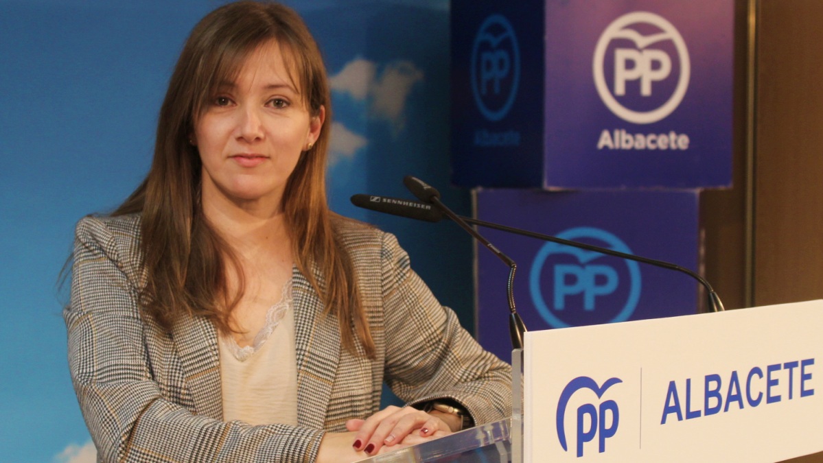 Tania Andicoberry en la sede del PP de Albacete