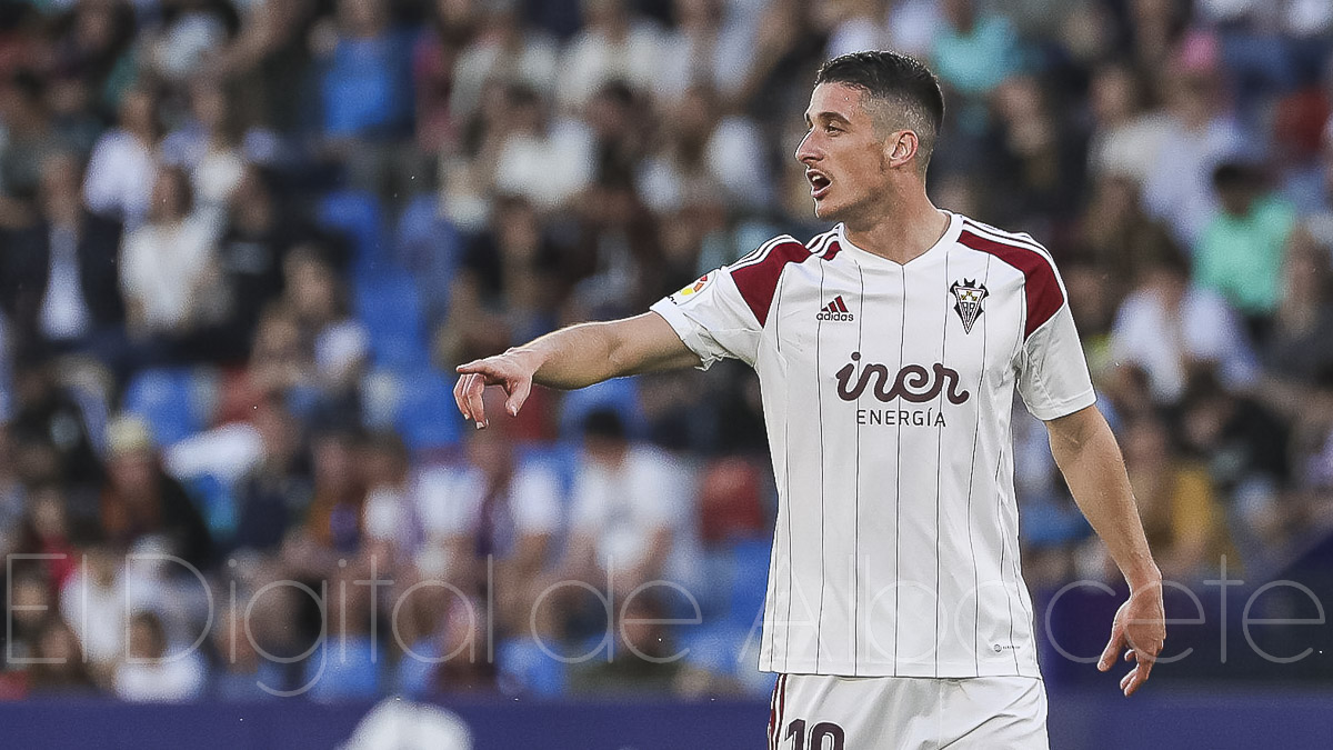 Olaetxea, jugador del Albacete