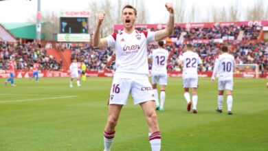 Dubasin celebra el 1-1 del Albacete ante el Sporting