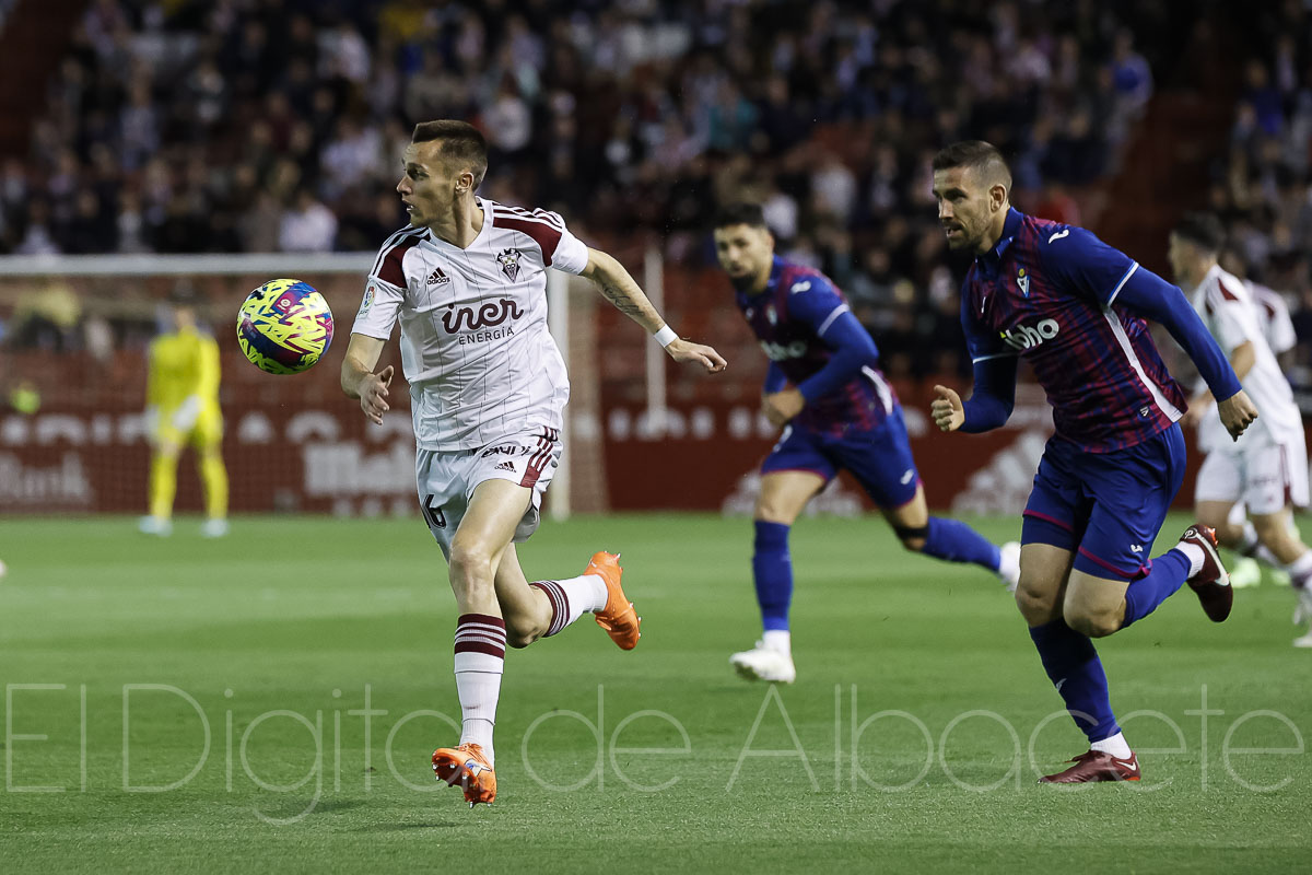 Alineaciones de sd eibar contra albacete balompié