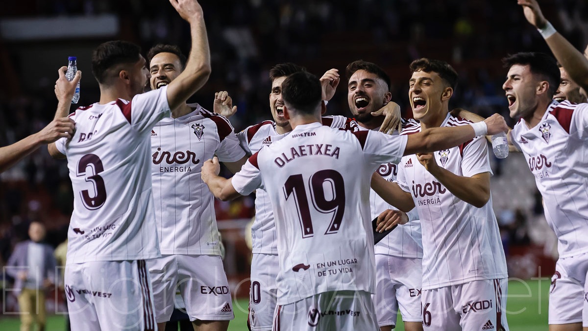 Vuelve la locura por el Albacete, que derrotó 3-1 al Eibar en un gran partido