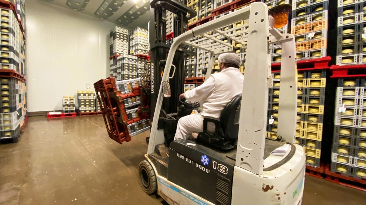 Un trabajador en Castilla-La Mancha / Foto: Patricia Galiana - Europa Press