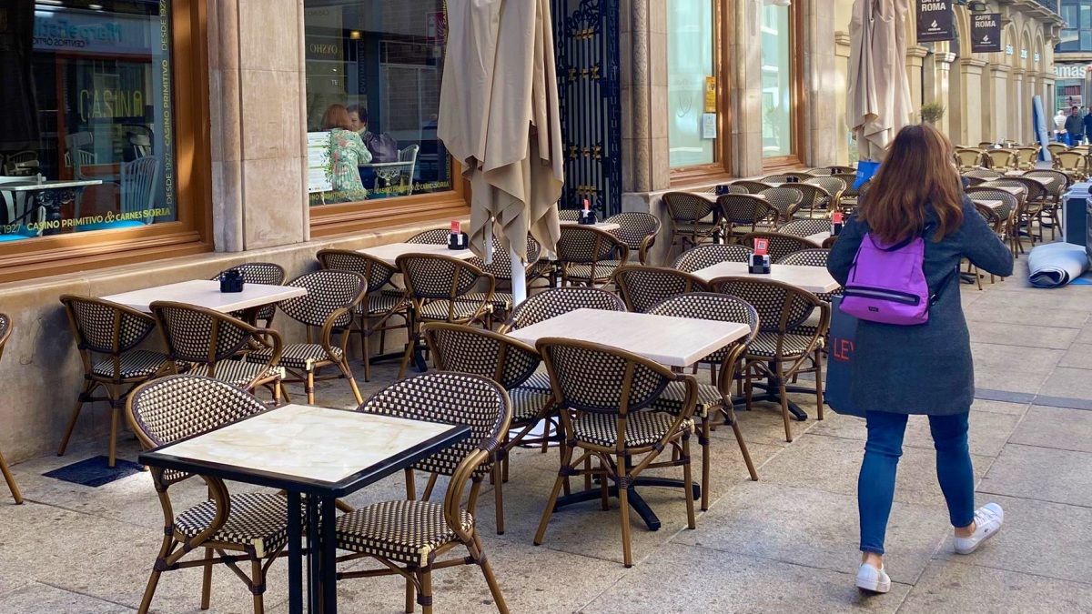 Terraza de un bar en la calle Ancha de Albacete - Foto: Ayuntamiento