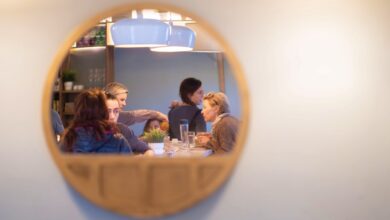 Clientes en un restaurante con 'Solete' REPSOL // Foto: Guía REPSOL