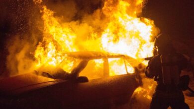 Coche ardiendo - Foto de archivo - Pixabay - Albacete
