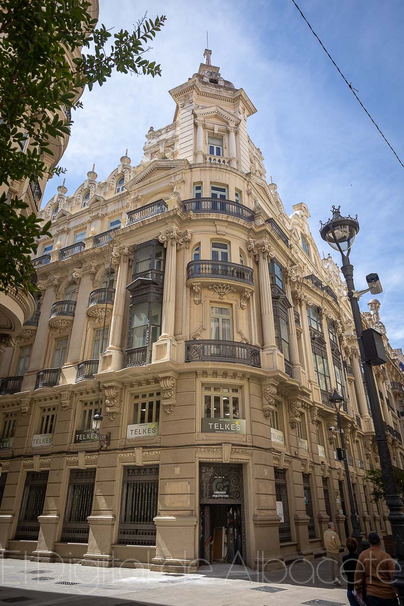 La imagen tiene un atributo ALT vacío; su nombre de archivo es REPORTAJE_EDIFICIO_JUAN_LOPEZ_NOTICIAS_ALBACETE-001.jpg