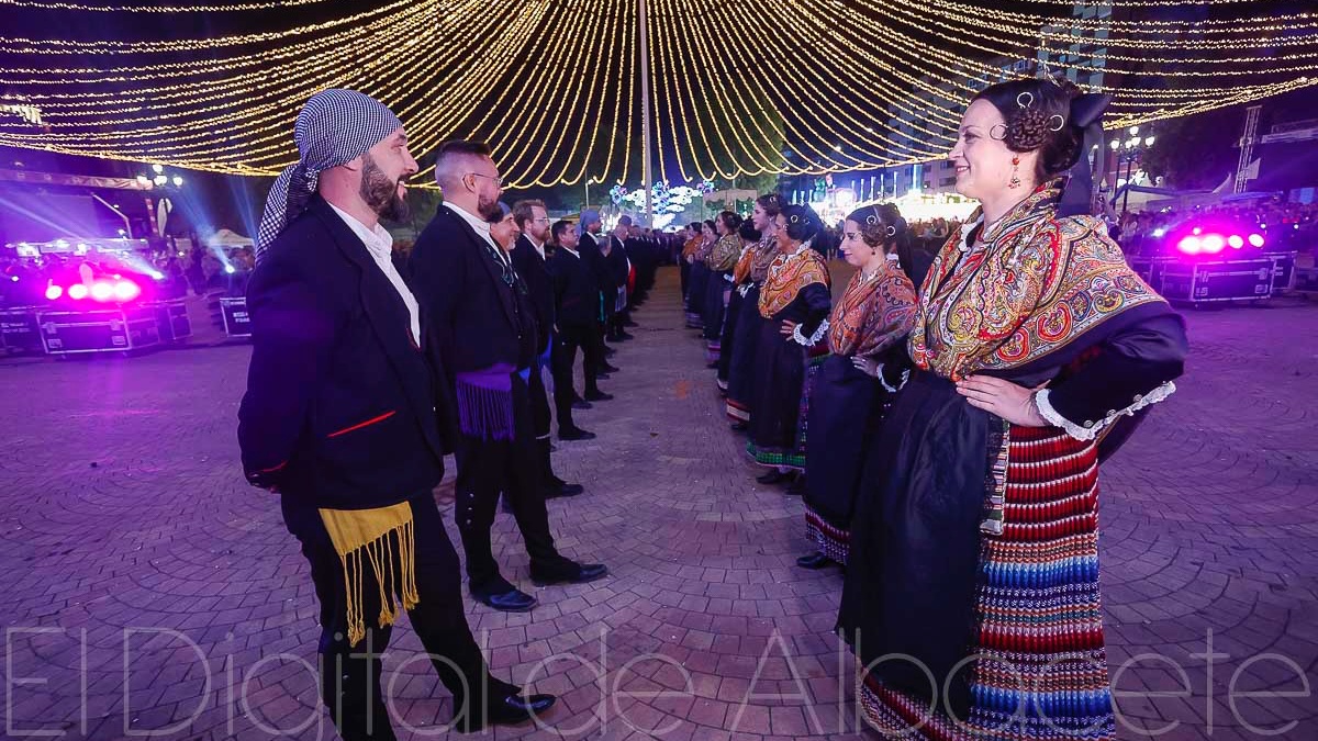  Qu Se Necesita Para Bailar Las Manchegas De Albacete Danzas 